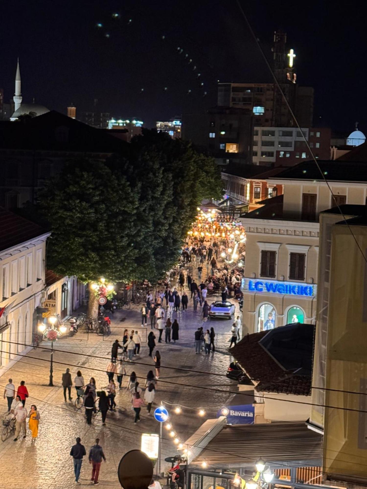 Pedestrian Street Center Apartment Shkodra Exterior foto